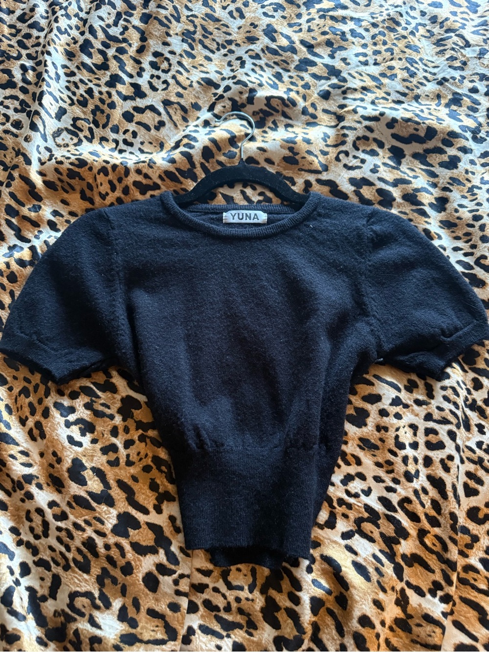 Yuna Black Short-Sleeve Ribbed Crop Top